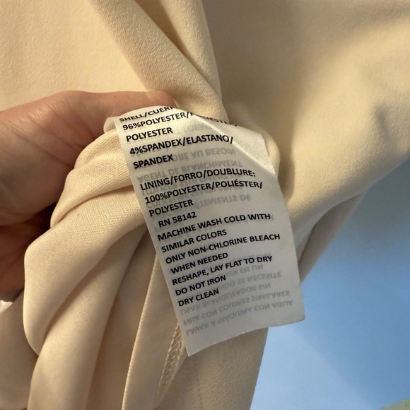 Maggy London Women's Scuba Crepe Pleat Tuck Waist Dress, Horn Cream White 10 - Picture 6 of 8